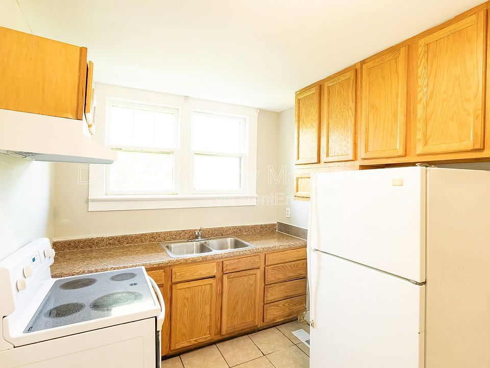 1st image of 2417 13th Ave