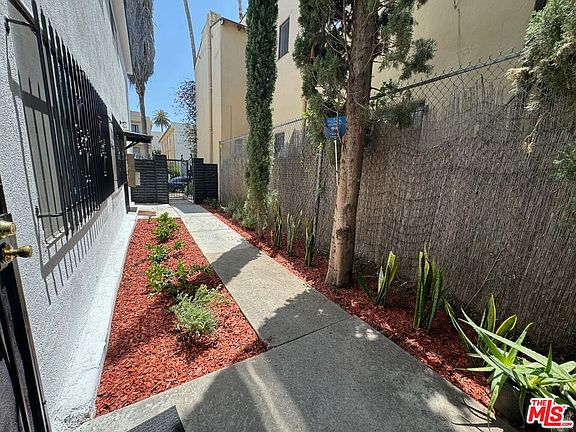 4th image of 5833 Gregory Ave