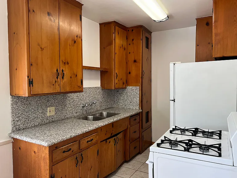 6211 Afton Pl #5 — Photo 3