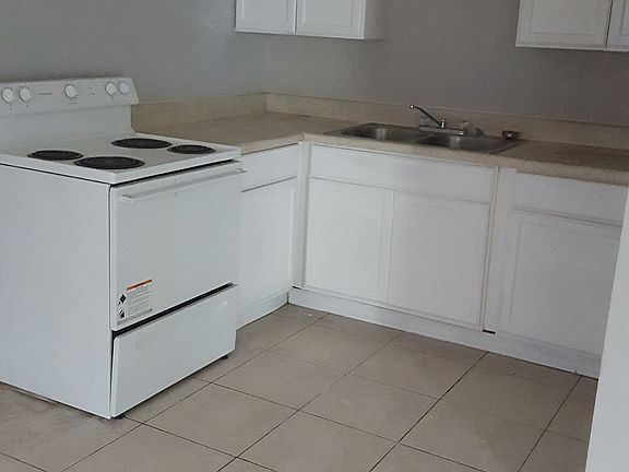 2nd image of 2629 W 25th St