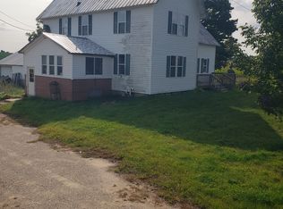 9428 Eaton Rd, Ellsworth, MI 49729