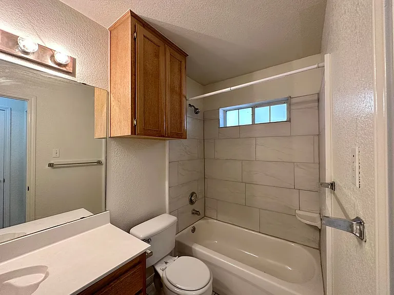 2208 Jay Dr — Photo 21