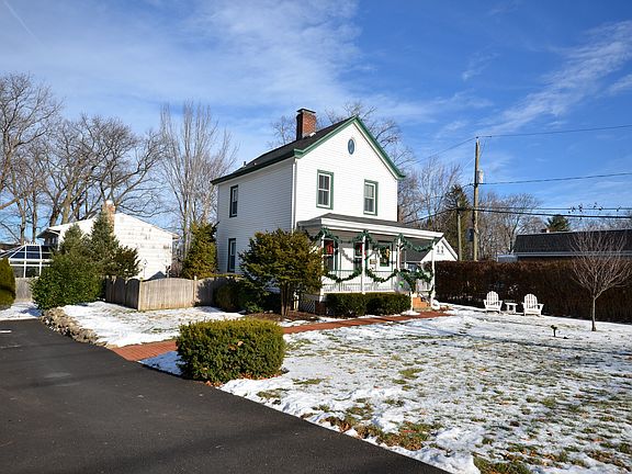 2nd image of 76 Glen Ave