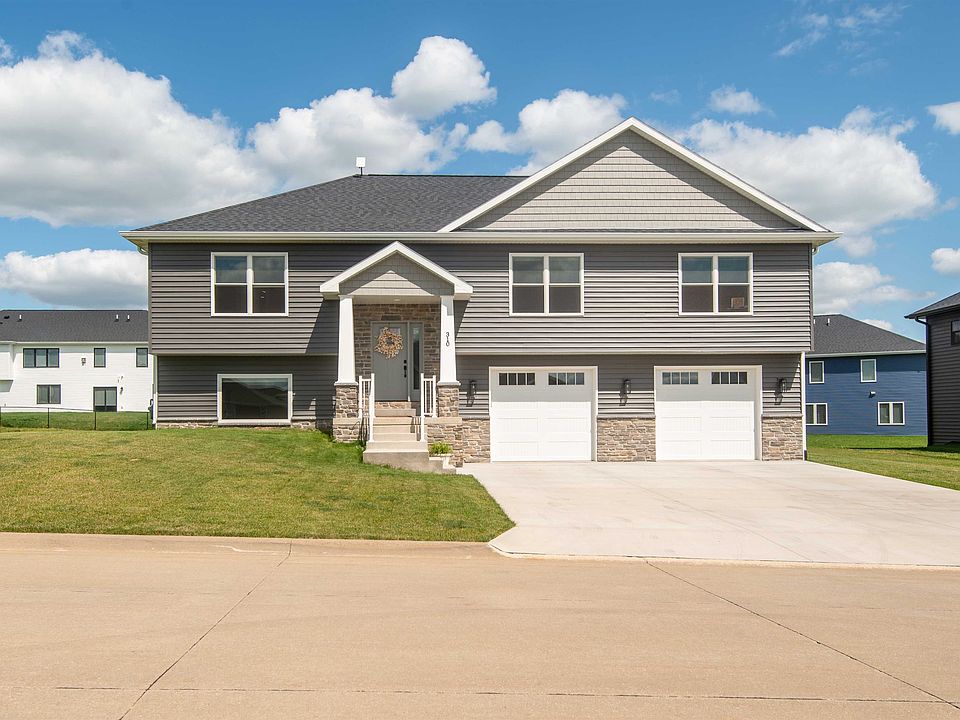 1st image of 310 Solomia Ct