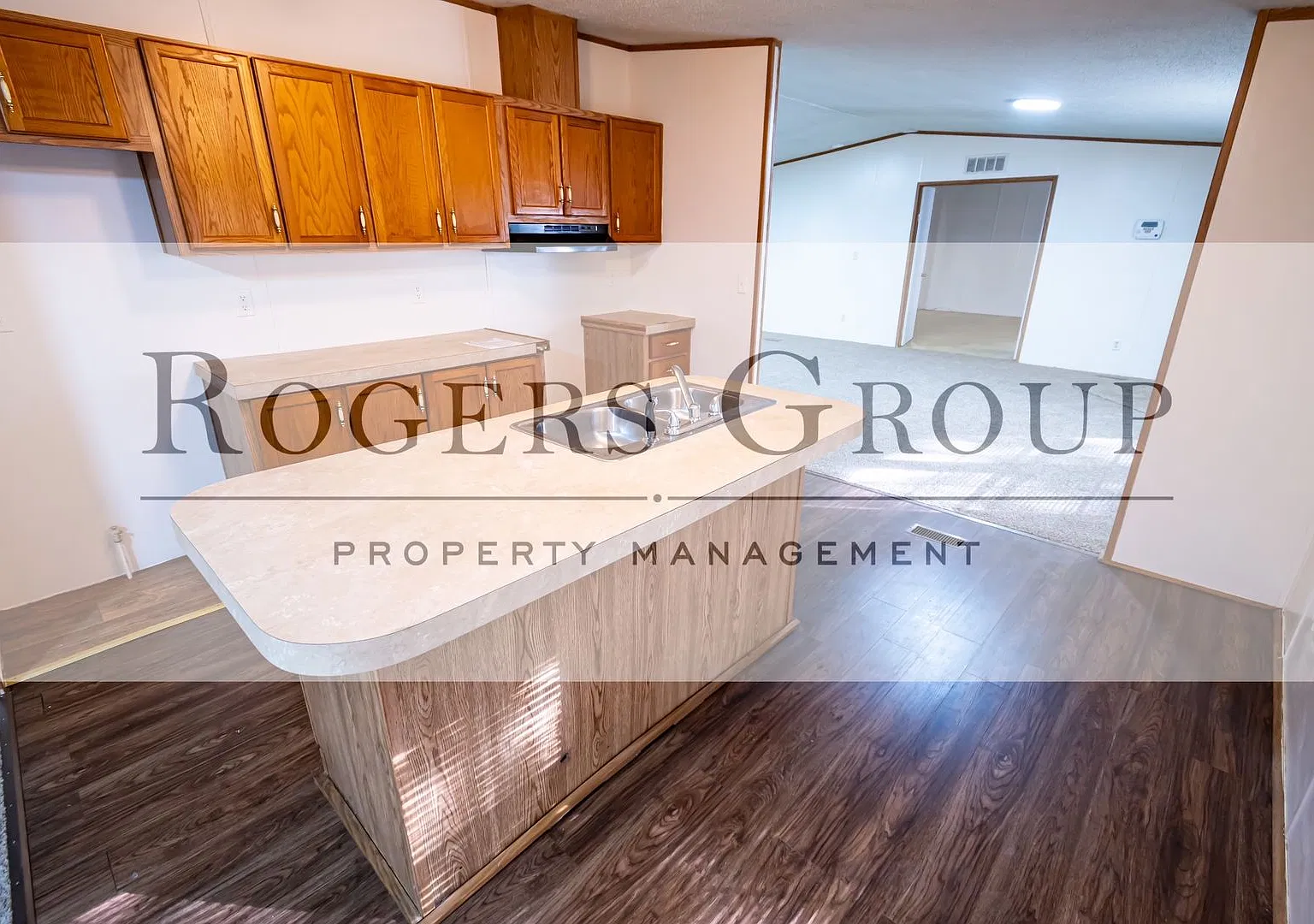 4 bed, 3.0 bath, 2052 sqft, $1,495 — Photo 2