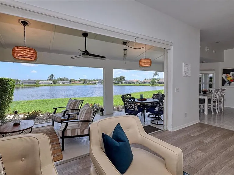 22589 Island Lakes Dr — Photo 30