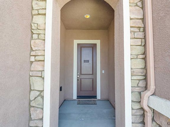 3rd image of 10009 Vale Royale Dr