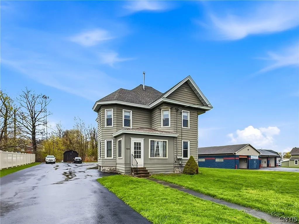 Building Photo - 9595 Brewerton Rd