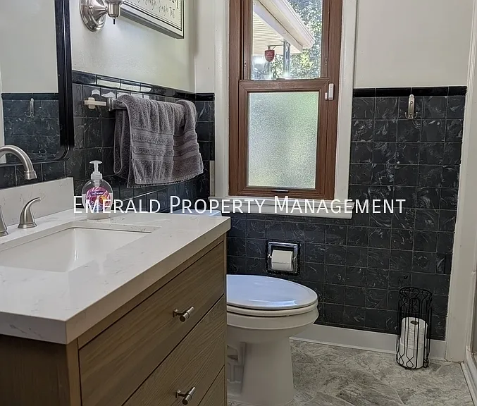 2119 Midway Dr — Photo 11
