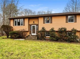 267 Yawgoo Valley Rd, Exeter, RI 02822