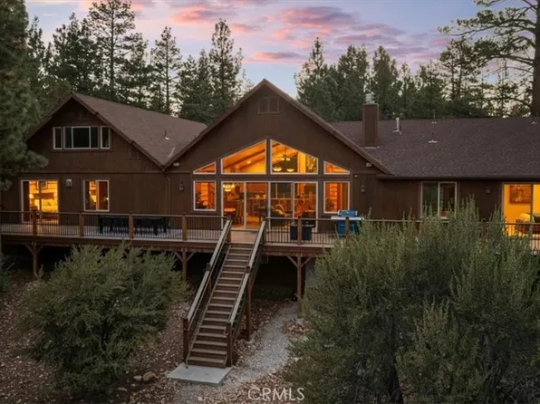 1020 Heritage Trl, Big Bear City, CA 92314