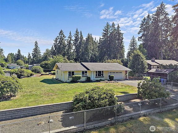 3rd image of 12802 147th Street E