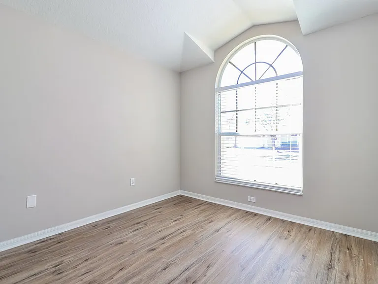 25802 Bloomsbury Ct — Photo 12