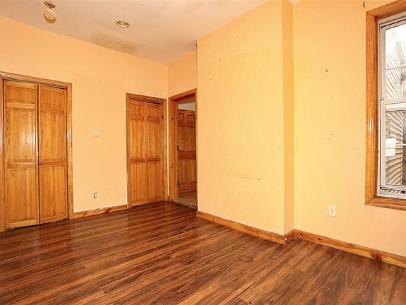 5th image of 145 Lexington Ave