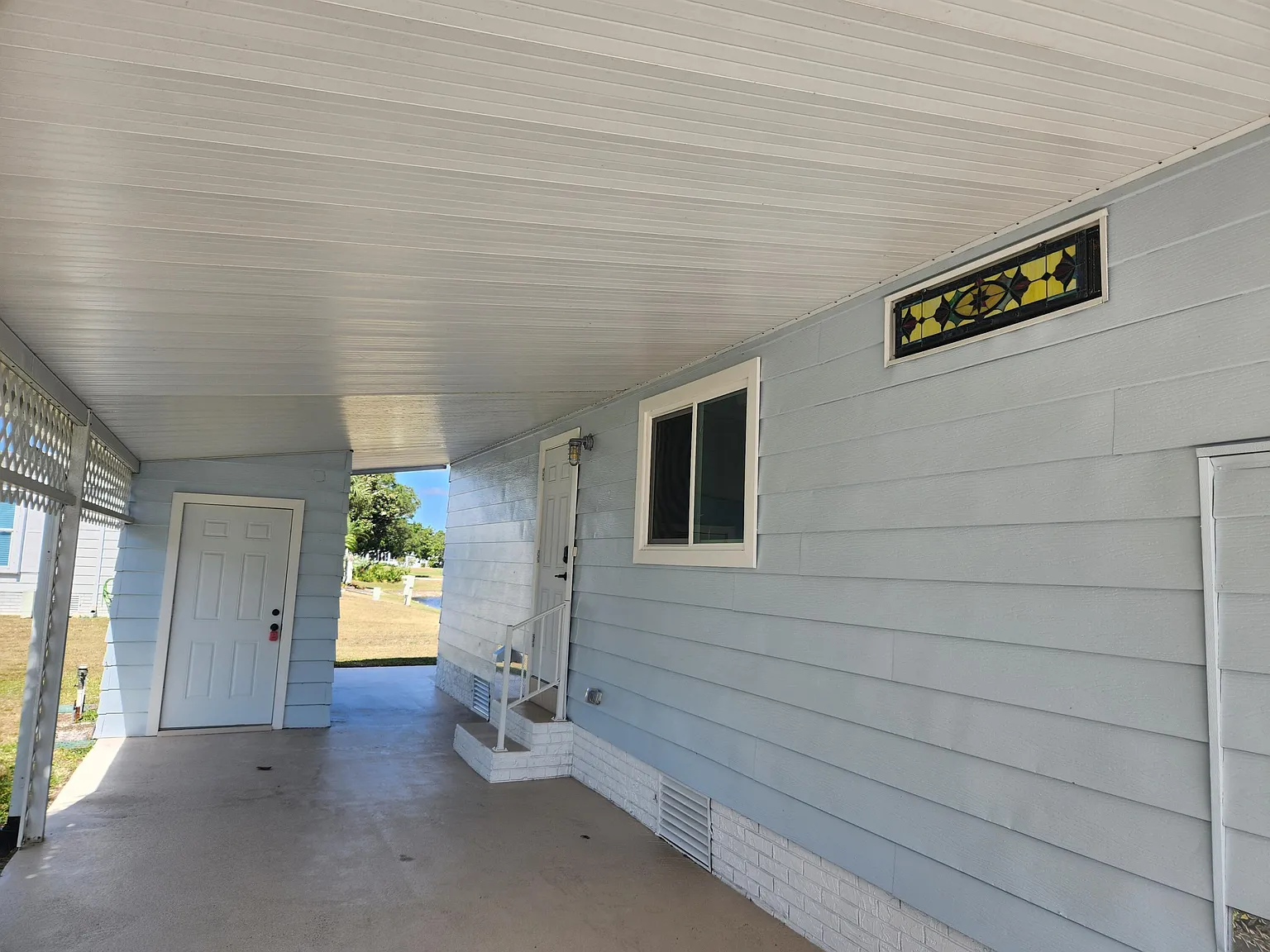 2 bed, 2.0 bath, 1152 sqft, $1,599 — Photo 2