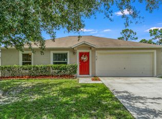918 Wheatley St SE, Palm Bay, FL 32909