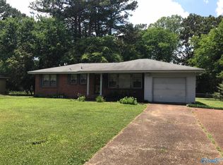 2303 Shady Lane Dr NW, Huntsville, AL 35810