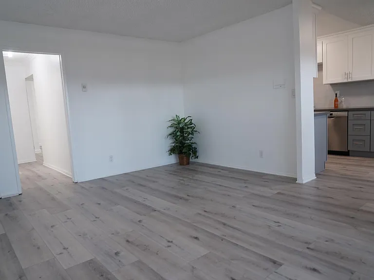 2852 Sawtelle Blvd #14 — Photo 11