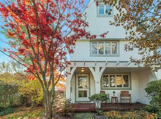 14 Field Ct, Bronxville, NY 10708