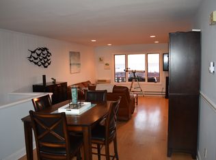 13 Twinlights Ter, Highlands, NJ 07732