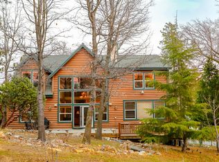 1224 Halifax Dr, Lake Arrowhead, CA 92352