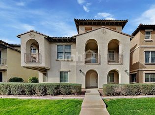 889 S Storment Ln, Gilbert, AZ 85296