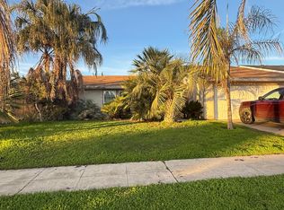 4877 E Geary St, Fresno, CA