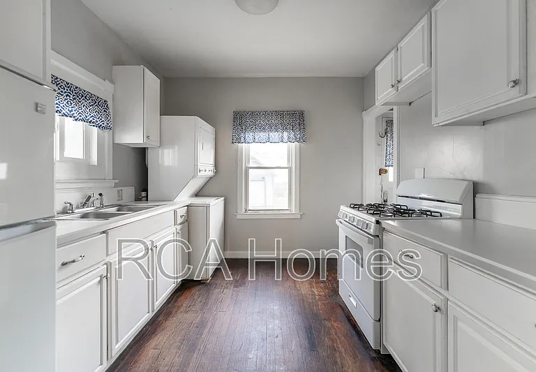 1619 E Tabor St — Photo 9