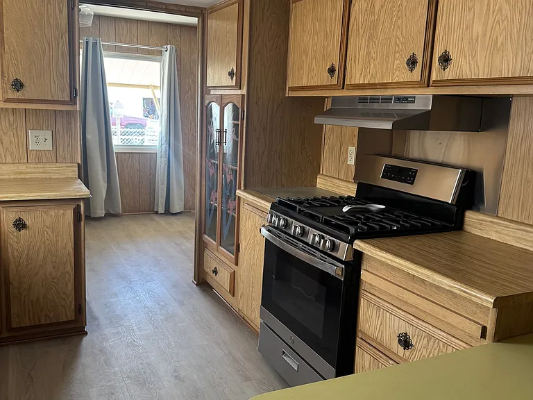 778 Winters Cir — Photo 1