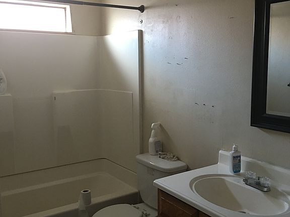 2nd image of 3104 Shannon Dr #Single