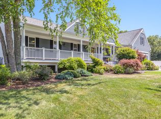 97 Altons Ln, East Falmouth, MA 02536
