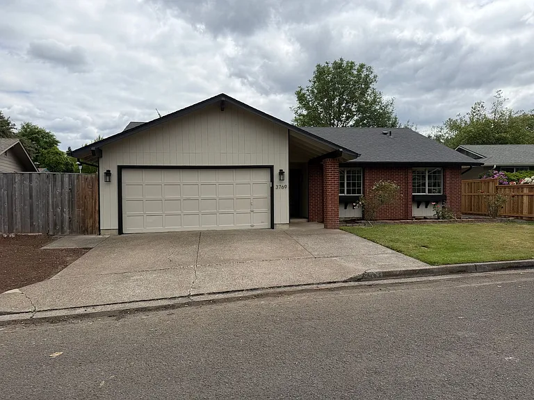 3769 Kevington Ave — Photo 2