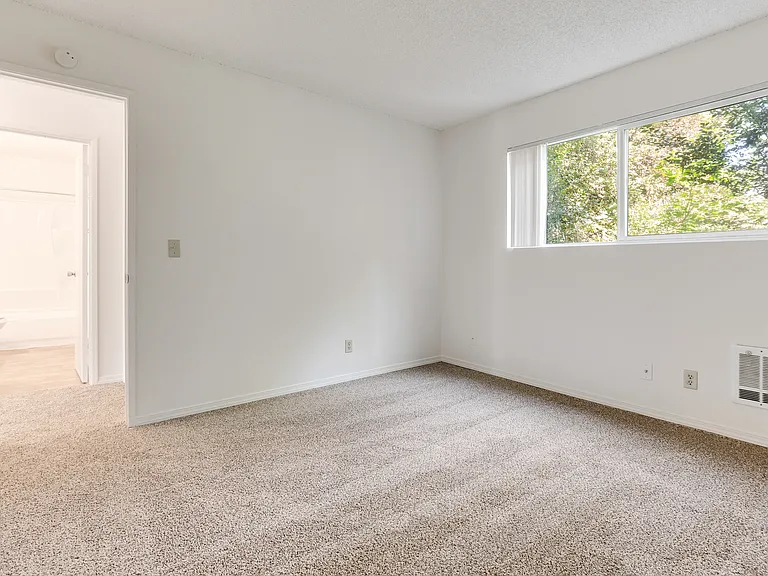 Crestwood Apartments Portland