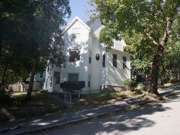 1 Wayne St, Worcester, MA 01603