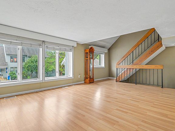 4th image of 5 Tsienneto Road #110