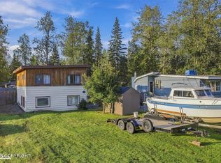 5630 Radcliff Dr, Anchorage, AK 99504
