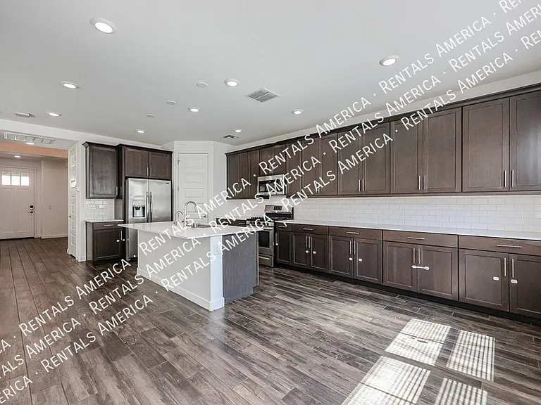 1051 E Armstrong Way — Photo 9