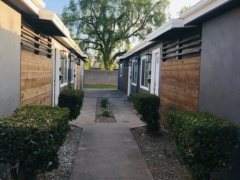 1402 San Juan St — Photo 1