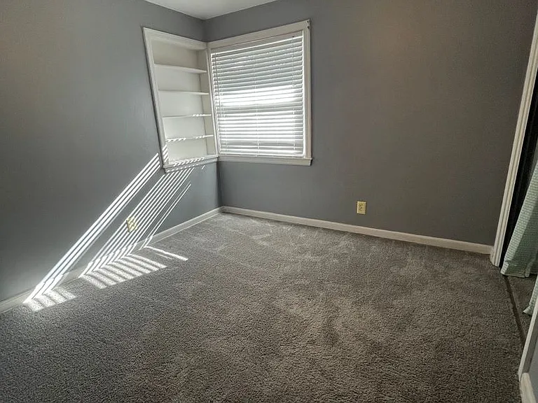 1240 Glen Laura Rd — Photo 11