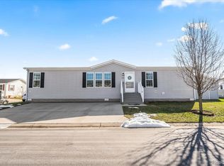 5454 Arboretum Trl, Howell, MI 48843