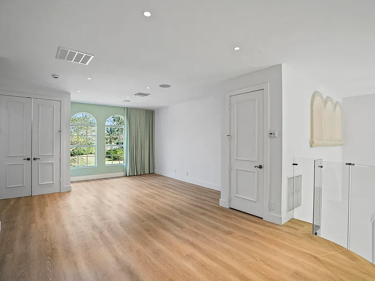 3201 E Stonebrook Cir — Photo 33
