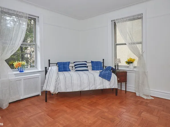 505 West End Avenue image 4 of 16