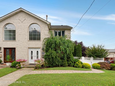1882 Richmond Rd, Staten Island, NY, 10306