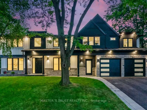 319 Beechfield Rd Unit 1, Oakville, ON L6J 5H9