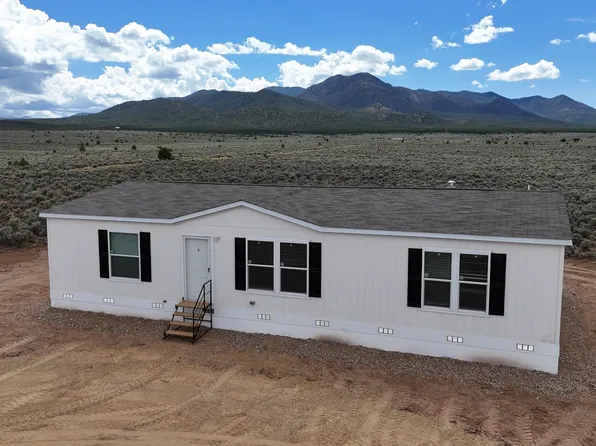 3 Mateo Rd, Ranchos De Taos, NM 87557