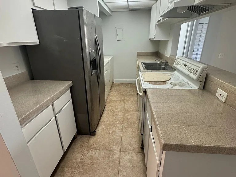 4543 Treehouse Ln #2F — Photo 7