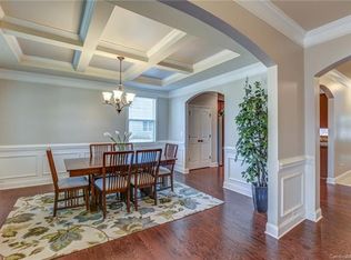 732 Virginia Pine Ln, Lake Wylie, SC 29710