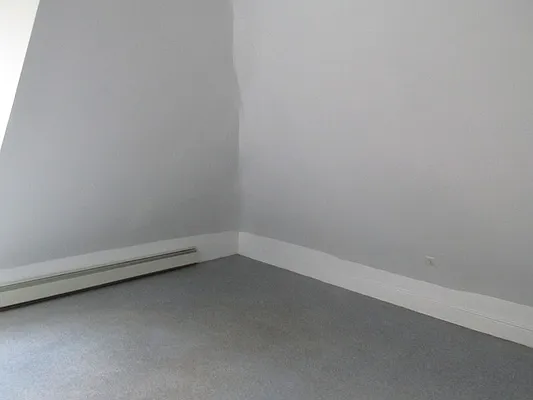 Rented by Windsor Homes Realty Corp | media 56