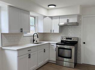 561 Salem Ave, Woodbury, NJ 08096