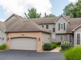 1307 Lake Stream Ct, Mishawaka, IN 46545